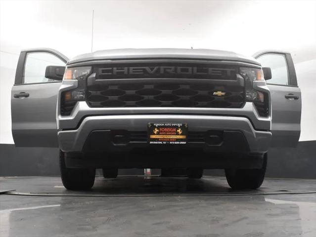 2023 Chevrolet Silverado 1500 4WD Crew Cab Short Bed Custom