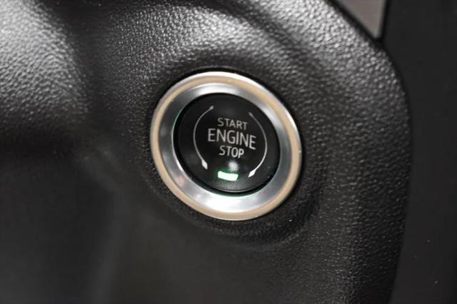 2023 Chevrolet Silverado 1500 4WD Crew Cab Short Bed Custom