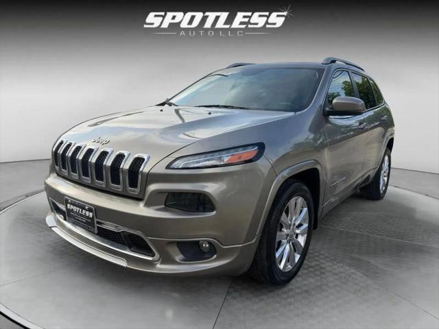 2017 Jeep Cherokee Overland FWD