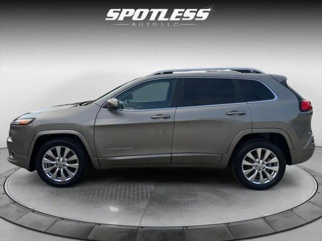 2017 Jeep Cherokee Overland FWD