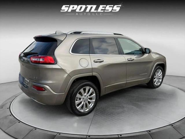 2017 Jeep Cherokee Overland FWD