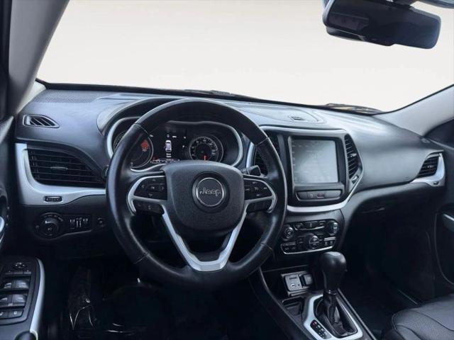 2017 Jeep Cherokee Overland FWD