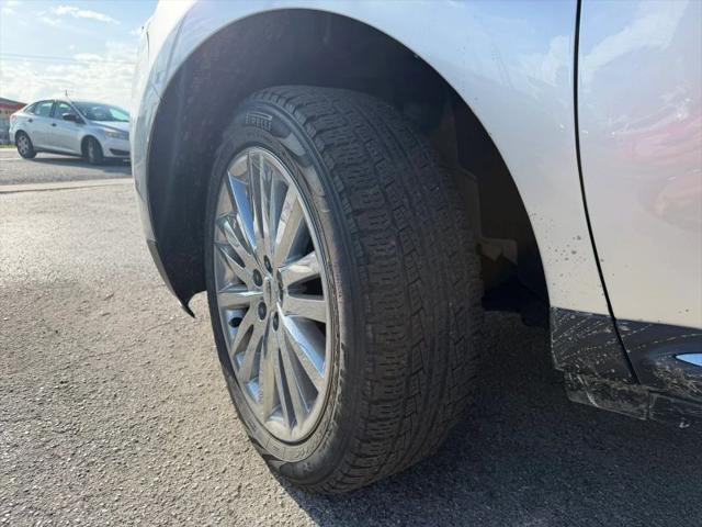 2014 Lincoln MKX Base
