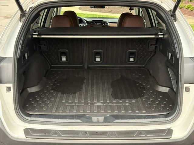 2022 Subaru Outback Touring XT