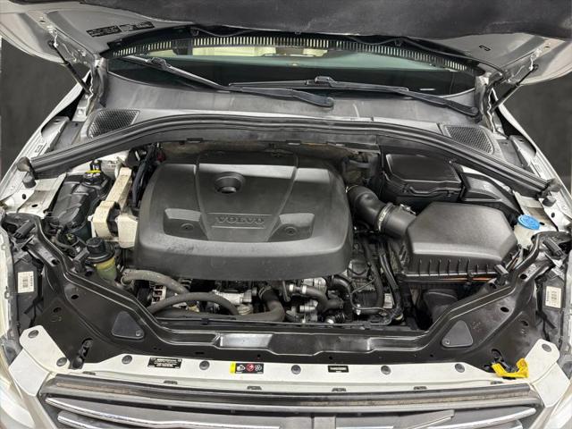 2016 Volvo XC60 T5 Drive-E Premier