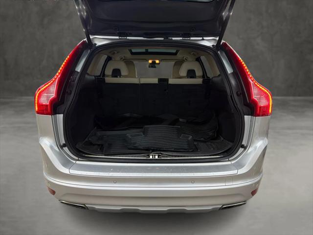 2016 Volvo XC60 T5 Drive-E Premier