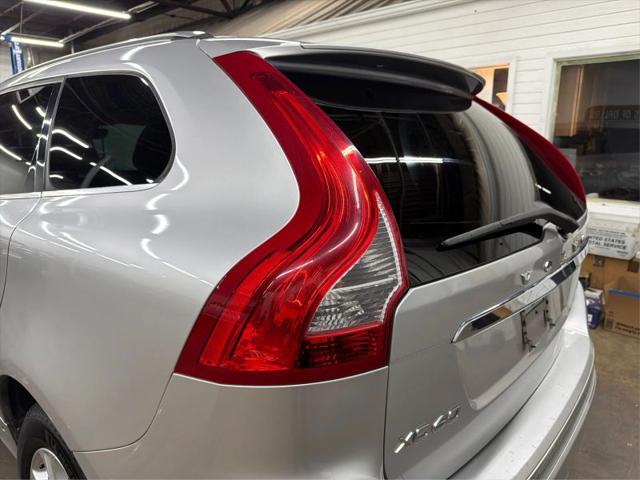 2016 Volvo XC60 T5 Drive-E Premier