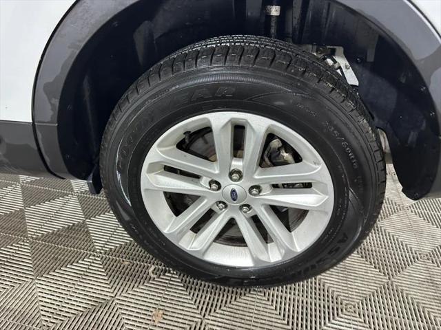2017 Ford Explorer Base
