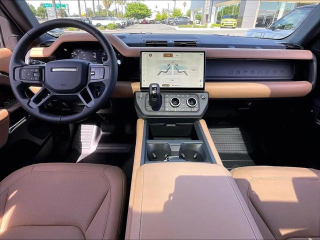 2026 Land Rover Defender P500 X-Dynamic SE