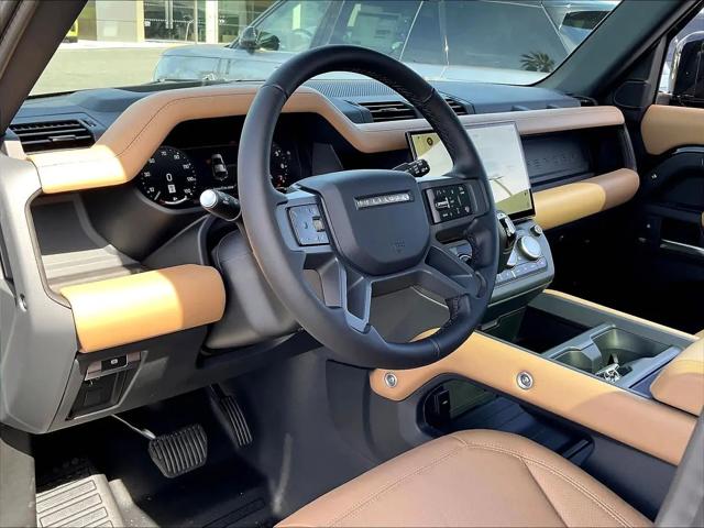 2026 Land Rover Defender P500 X-Dynamic SE
