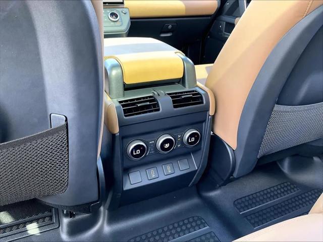 2026 Land Rover Defender P500 X-Dynamic SE