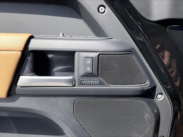 2026 Land Rover Defender P500 X-Dynamic SE