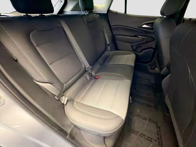 2025 Chevrolet Trax FWD LT