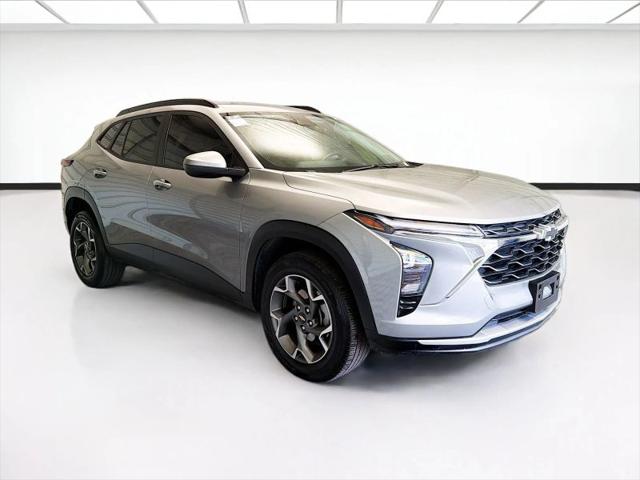 2025 Chevrolet Trax FWD LT