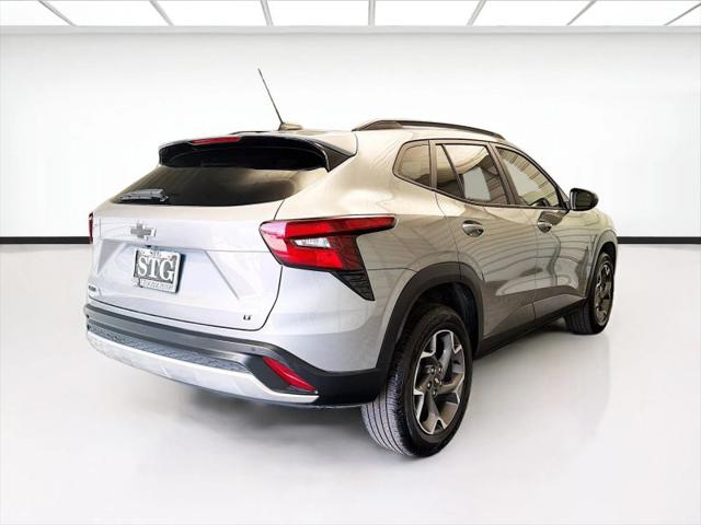 2025 Chevrolet Trax FWD LT