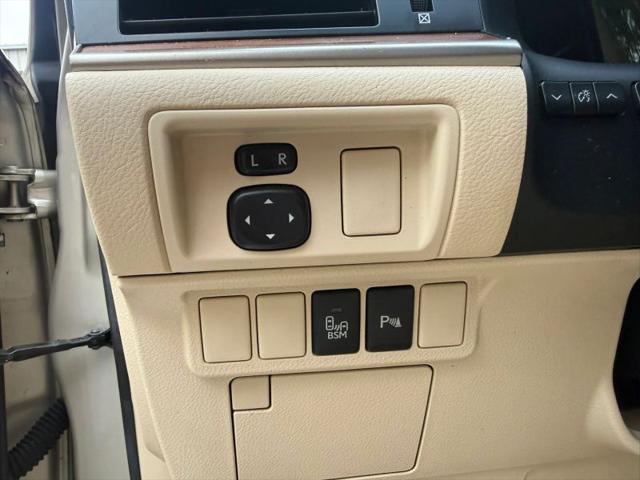 2014 Lexus ES 300h 300h