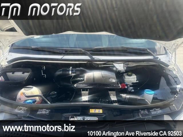 2017 Mercedes-Benz Sprinter 2500 High Roof V6