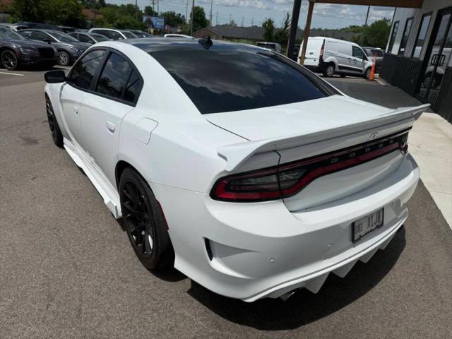 2016 Dodge Charger SRT Hellcat