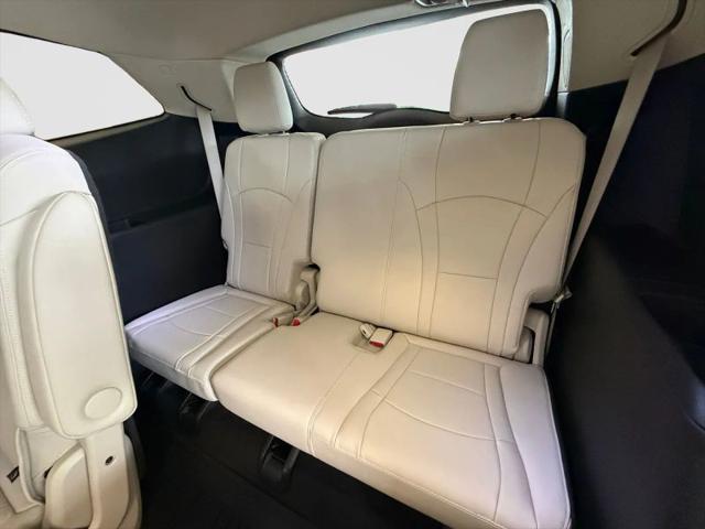 2022 Buick Enclave AWD Essence