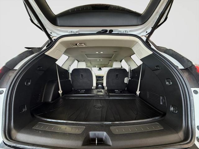 2022 Buick Enclave AWD Essence