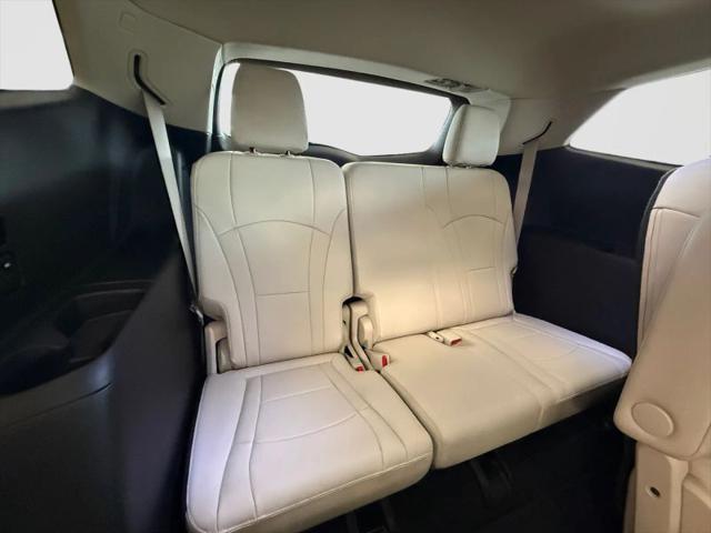 2022 Buick Enclave AWD Essence