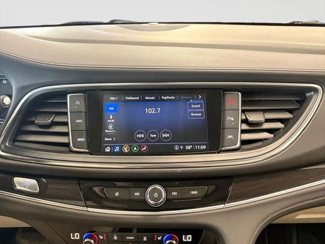 2022 Buick Enclave AWD Essence