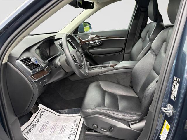 2019 Volvo XC90 T6 Momentum