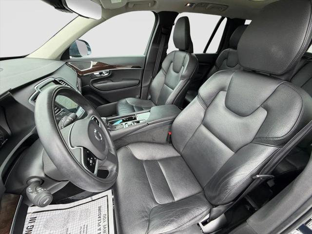 2019 Volvo XC90 T6 Momentum