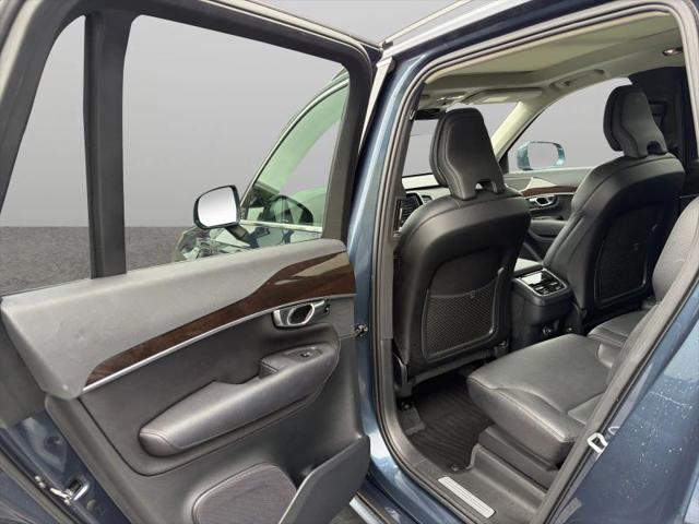 2019 Volvo XC90 T6 Momentum