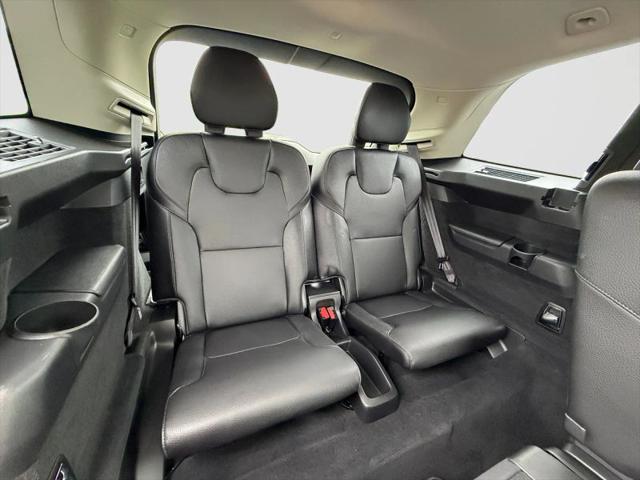 2019 Volvo XC90 T6 Momentum