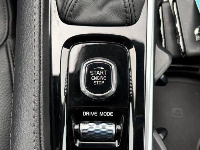 2019 Volvo XC90 T6 Momentum