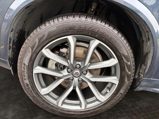 2019 Volvo XC90 T6 Momentum