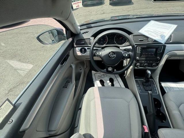 2016 Volkswagen Passat 1.8T S