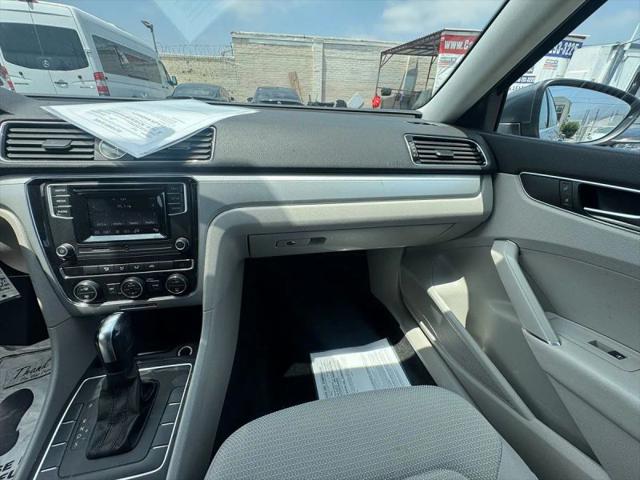 2016 Volkswagen Passat 1.8T S