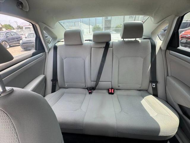 2016 Volkswagen Passat 1.8T S
