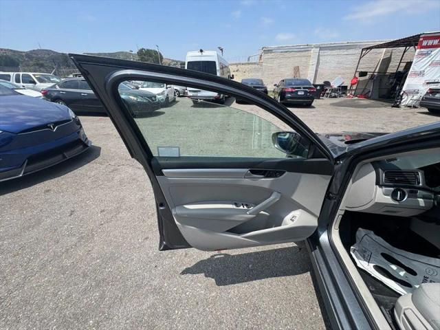 2016 Volkswagen Passat 1.8T S