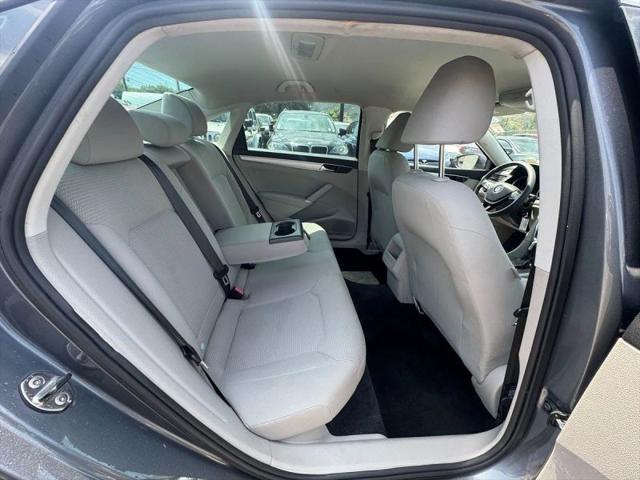 2016 Volkswagen Passat 1.8T S