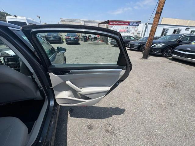 2016 Volkswagen Passat 1.8T S