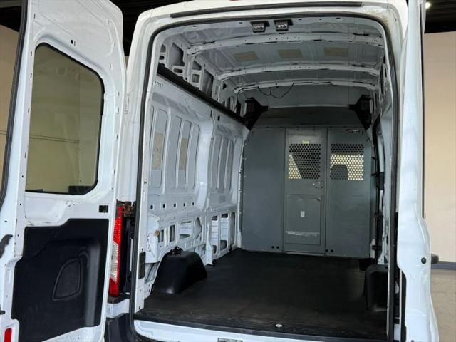 2015 Ford Transit w/Sliding Side Door w/LWB