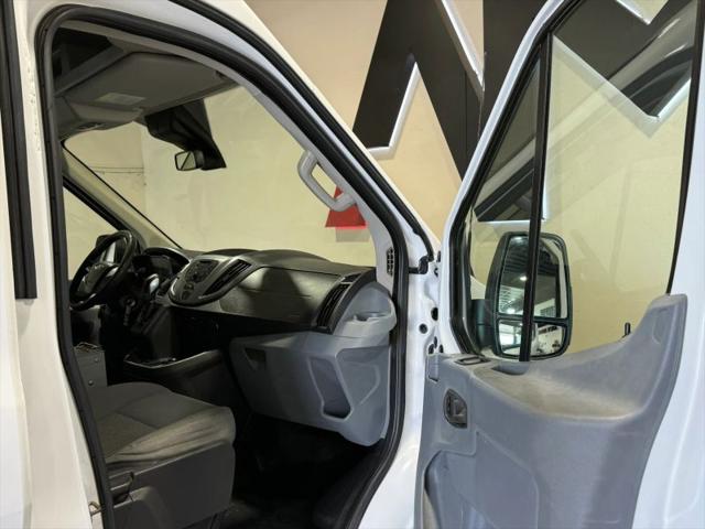 2015 Ford Transit w/Sliding Side Door w/LWB