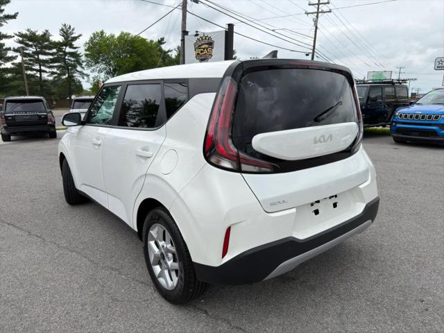 2024 Kia Soul LX