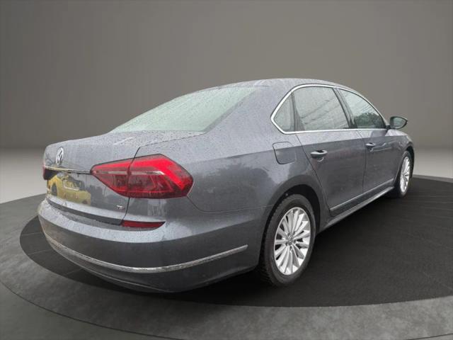 2017 Volkswagen Passat 1.8T SE