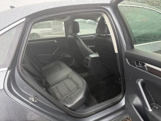 2017 Volkswagen Passat 1.8T SE