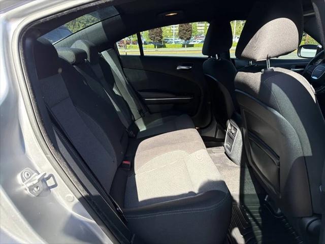 2015 Dodge Charger SE