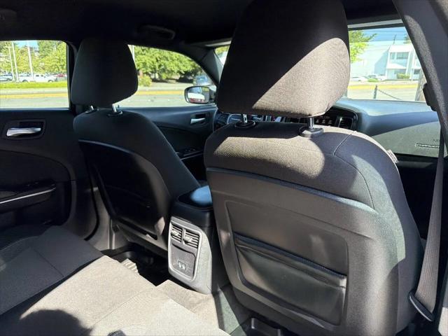 2015 Dodge Charger SE