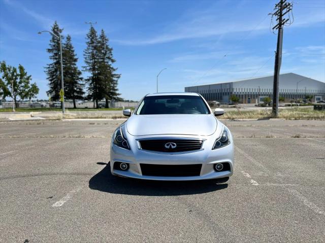 2015 INFINITI Q40 Base