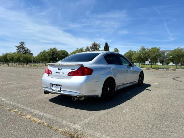 2015 INFINITI Q40 Base