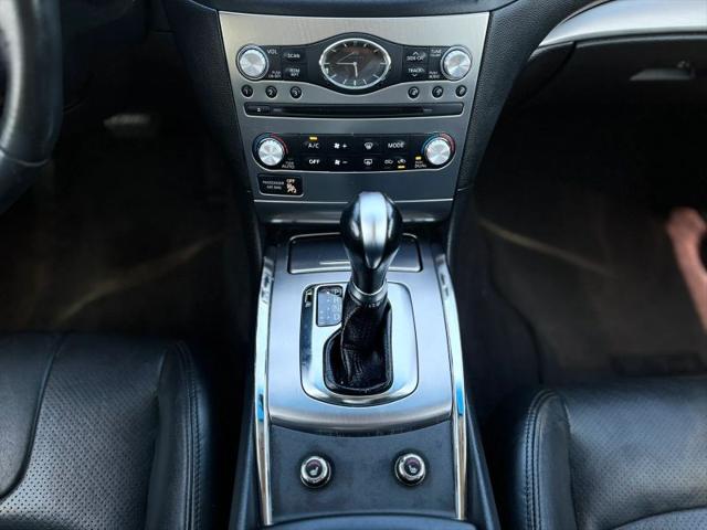 2015 INFINITI Q40 Base