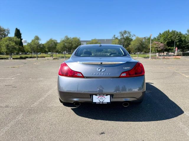 2015 INFINITI Q60 S