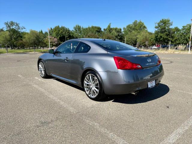 2015 INFINITI Q60 S